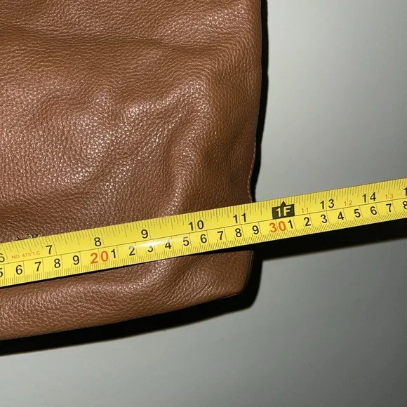 Coach Abby Duffle Brown  Pebbled Leather F31507 Crossbody Shoulder Purse Bag - Picture 7 of 16